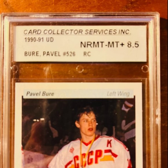 Vancouver Canucks Pavel Bure Professionally Graded Hockey Card NRMT-MT 8.5 - Picture 3 of 3